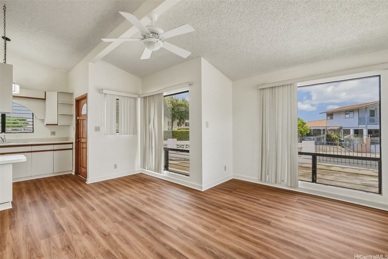 1135 Aikoo Pl #A - Photo 6 of 25