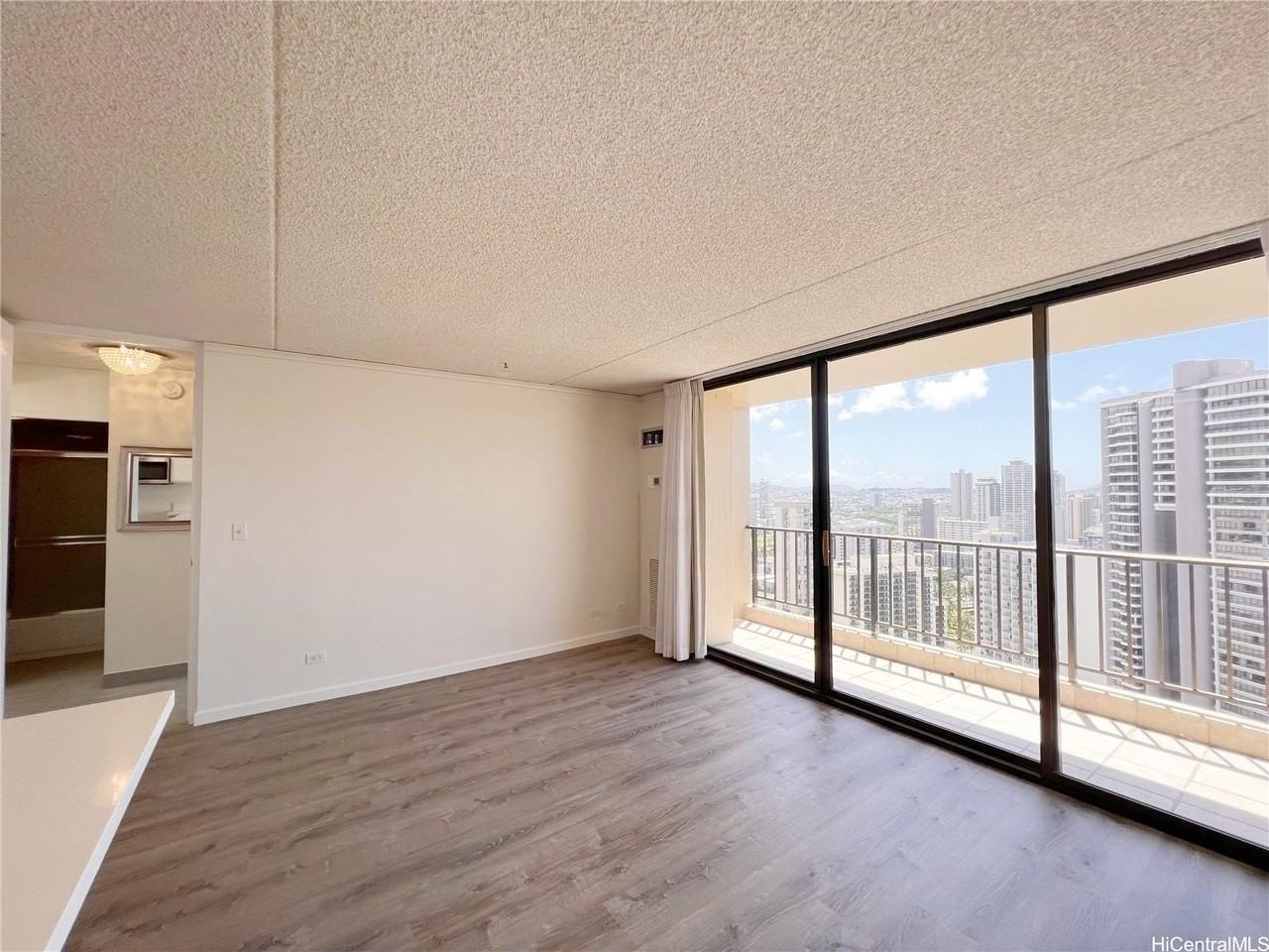411 Hobron Ln #3309 - Photo 4 of 10