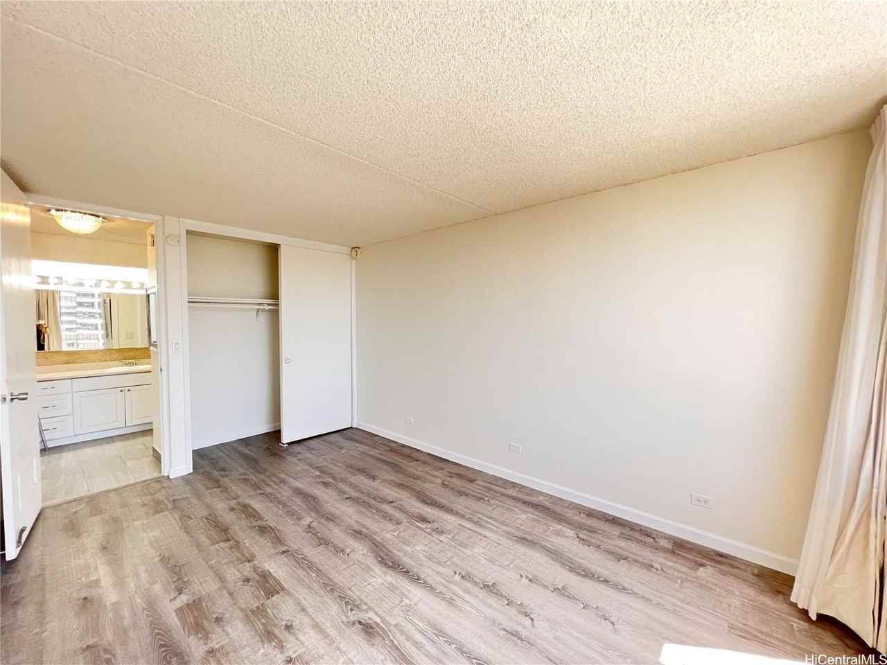 411 Hobron Ln #3309 - Photo 6 of 10