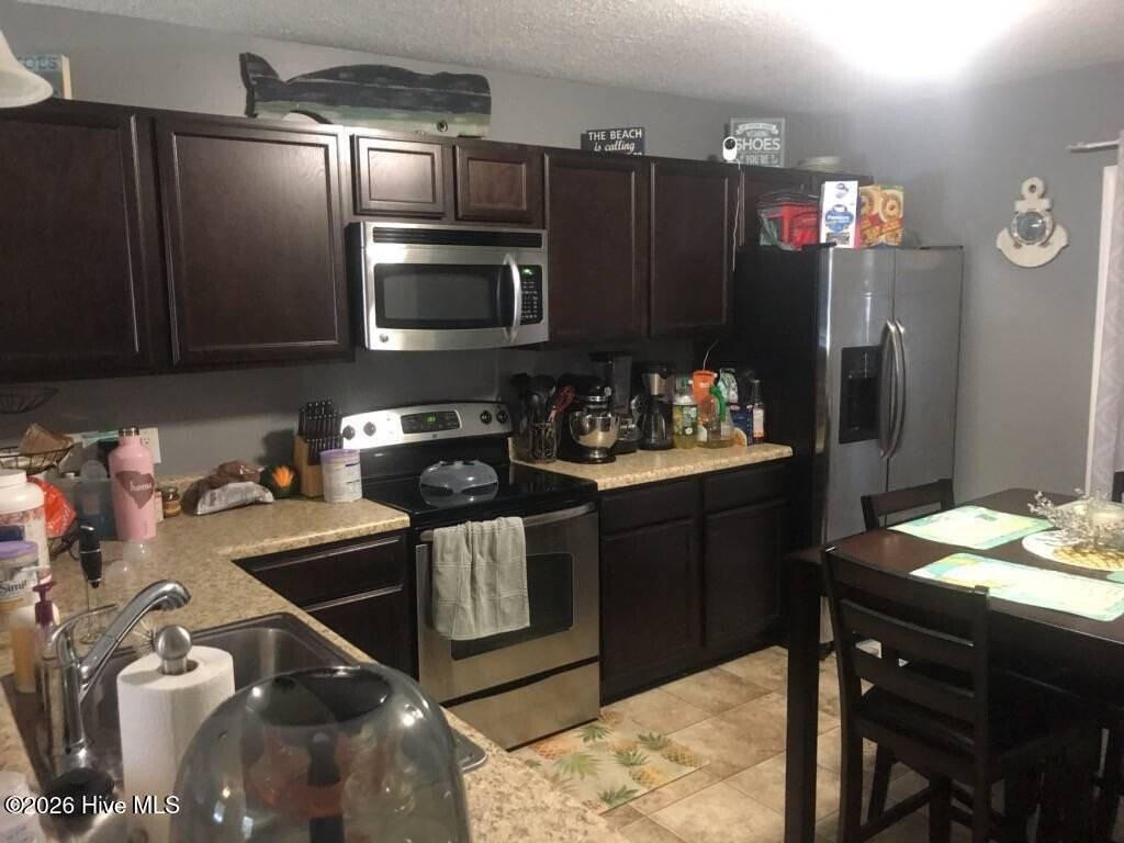 128 Glen Cannon Dr - Photo 5 of 7