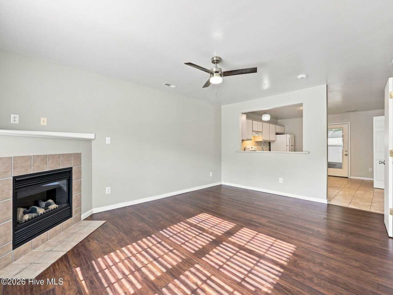 107 Spring Meadows Cir - Photo 3 of 15