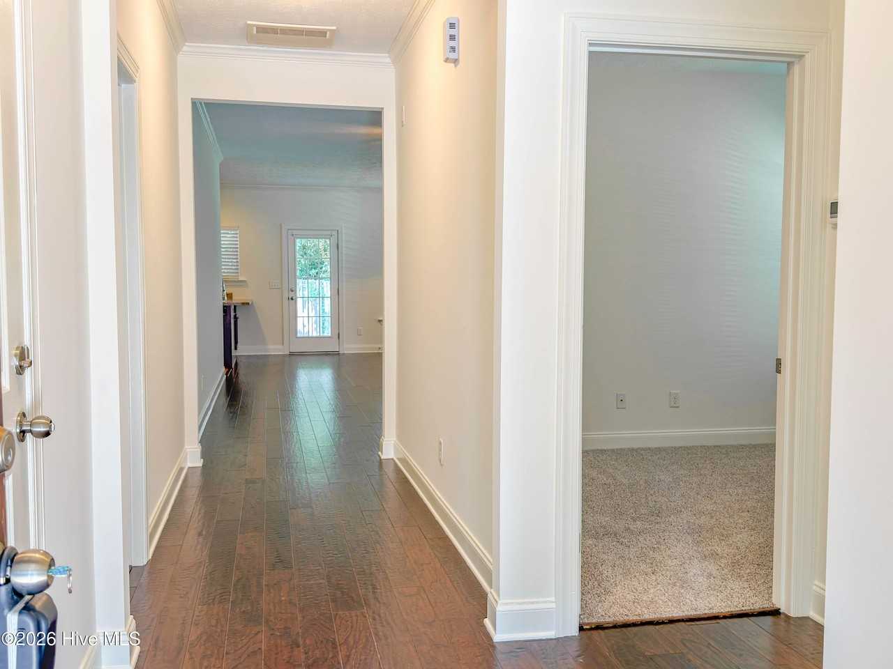 1953 Kenlock Dr - Photo 2 of 15