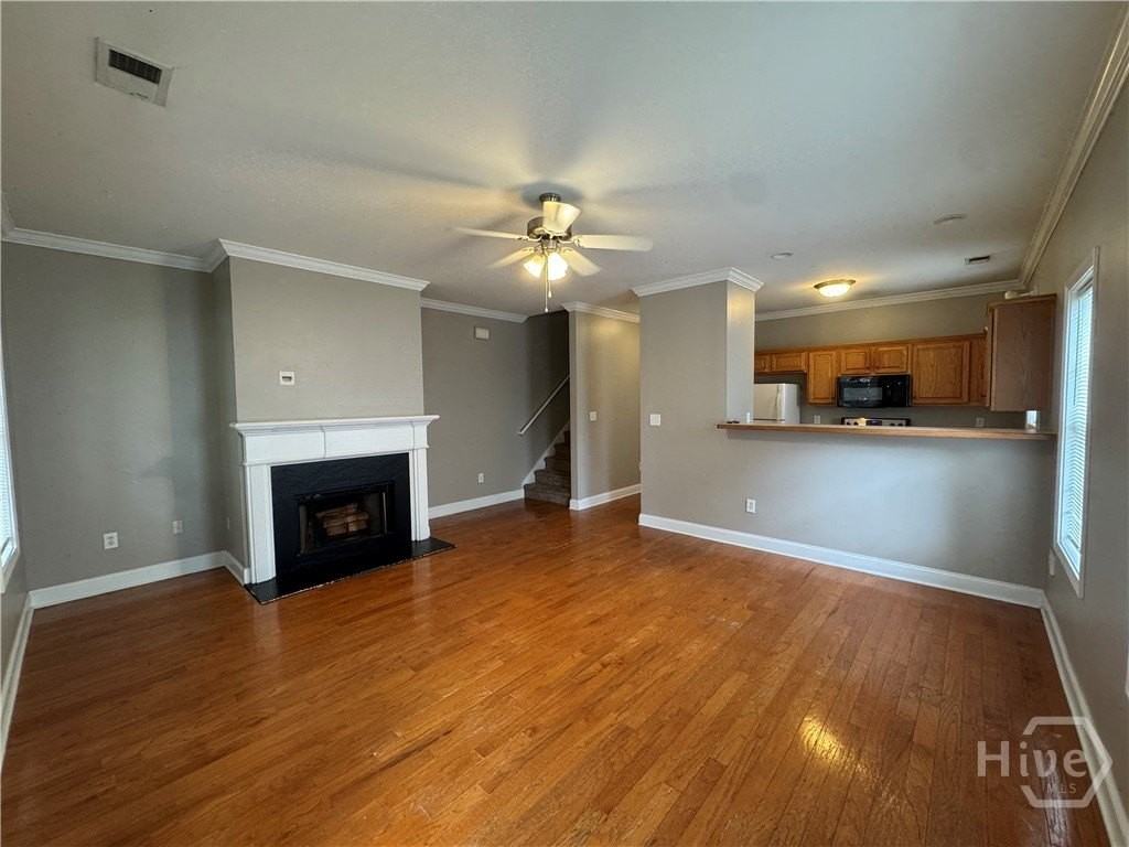 223 Milford Dr - Photo 2 of 25