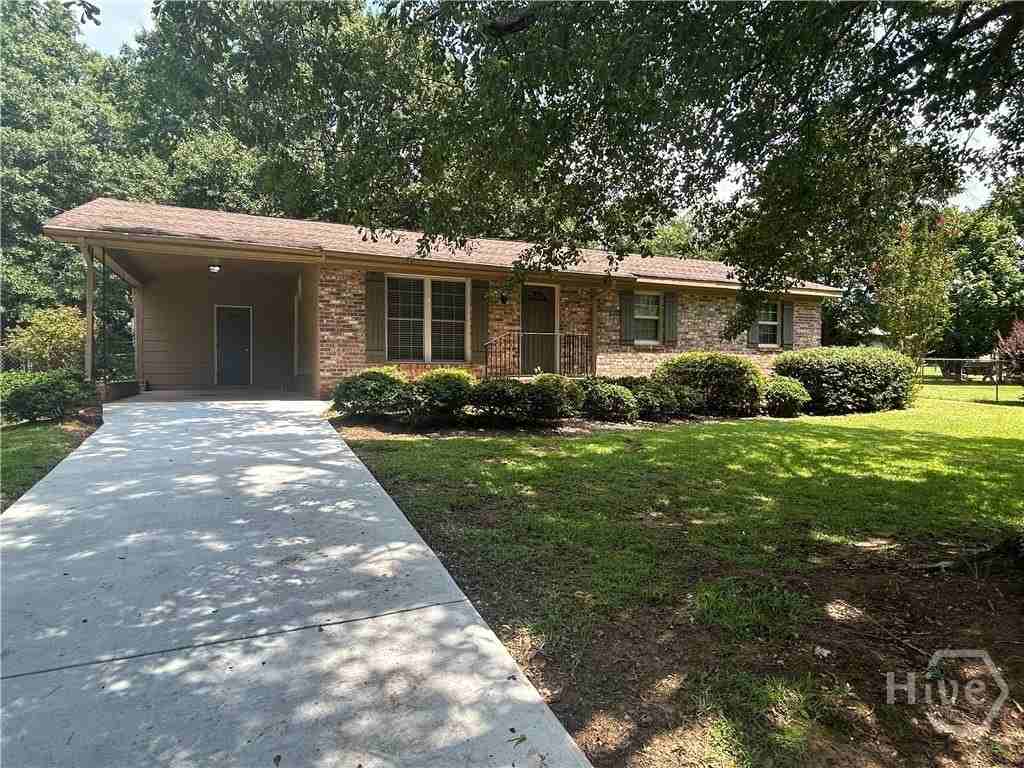1020 Tuxedo Ln - Photo 2 of 31