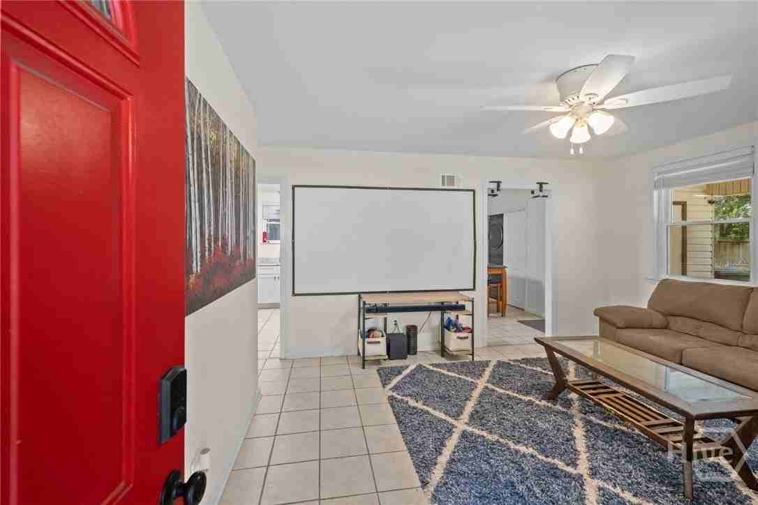 527 Red Oak Dr - Photo 7 of 44