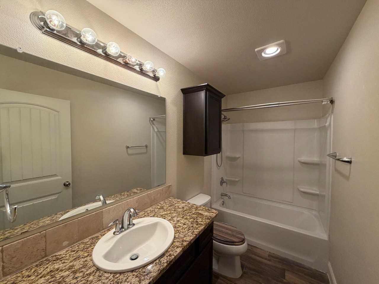 7114 36th St - Photo 7 of 14