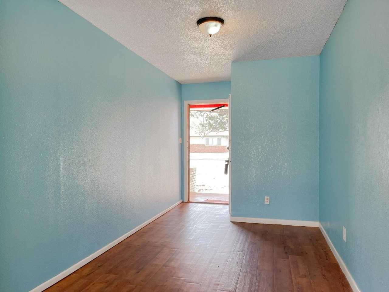 3516 37th St - Photo 5 of 13