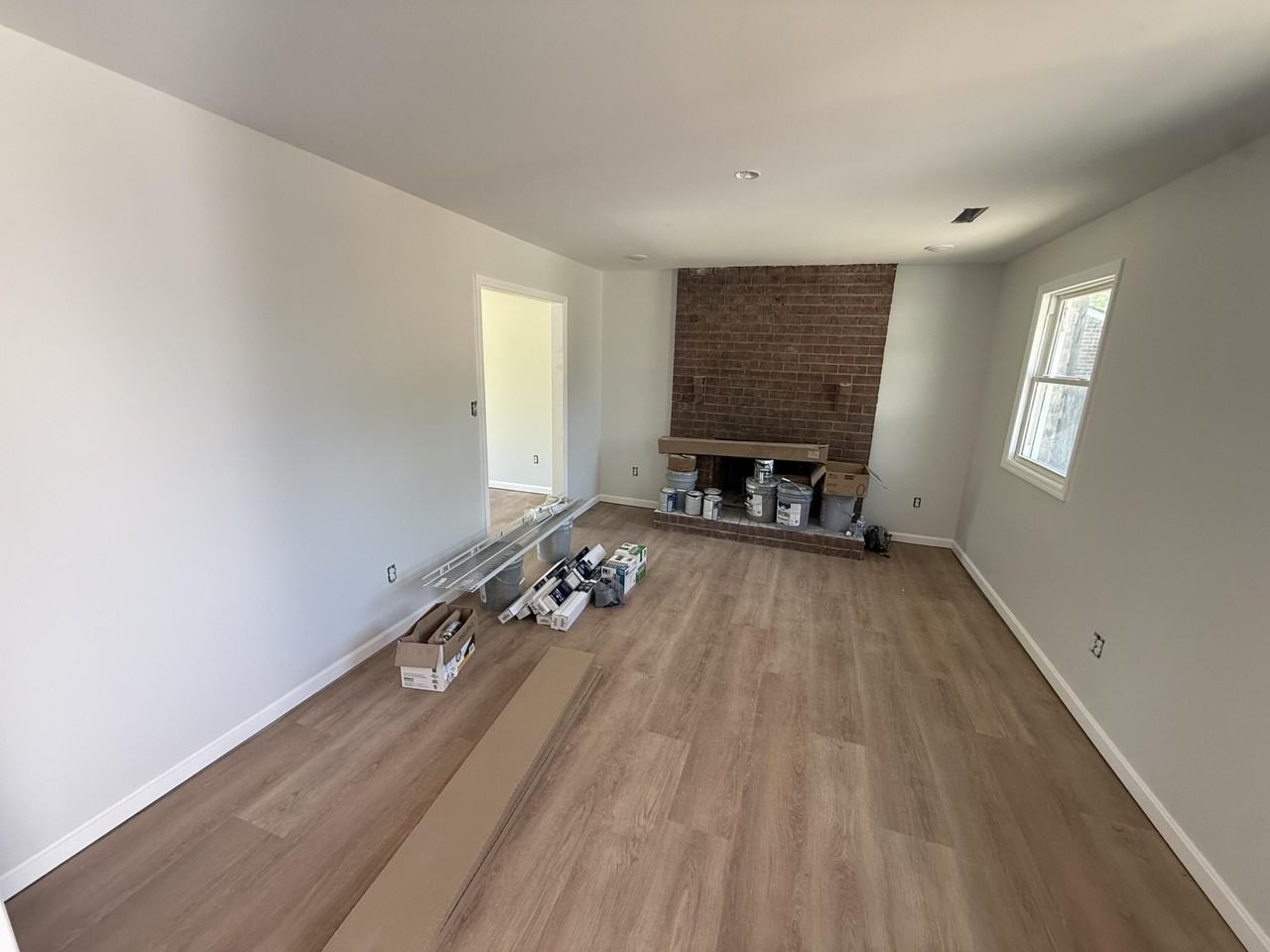 1352 Canonero Dr - Photo 2 of 16