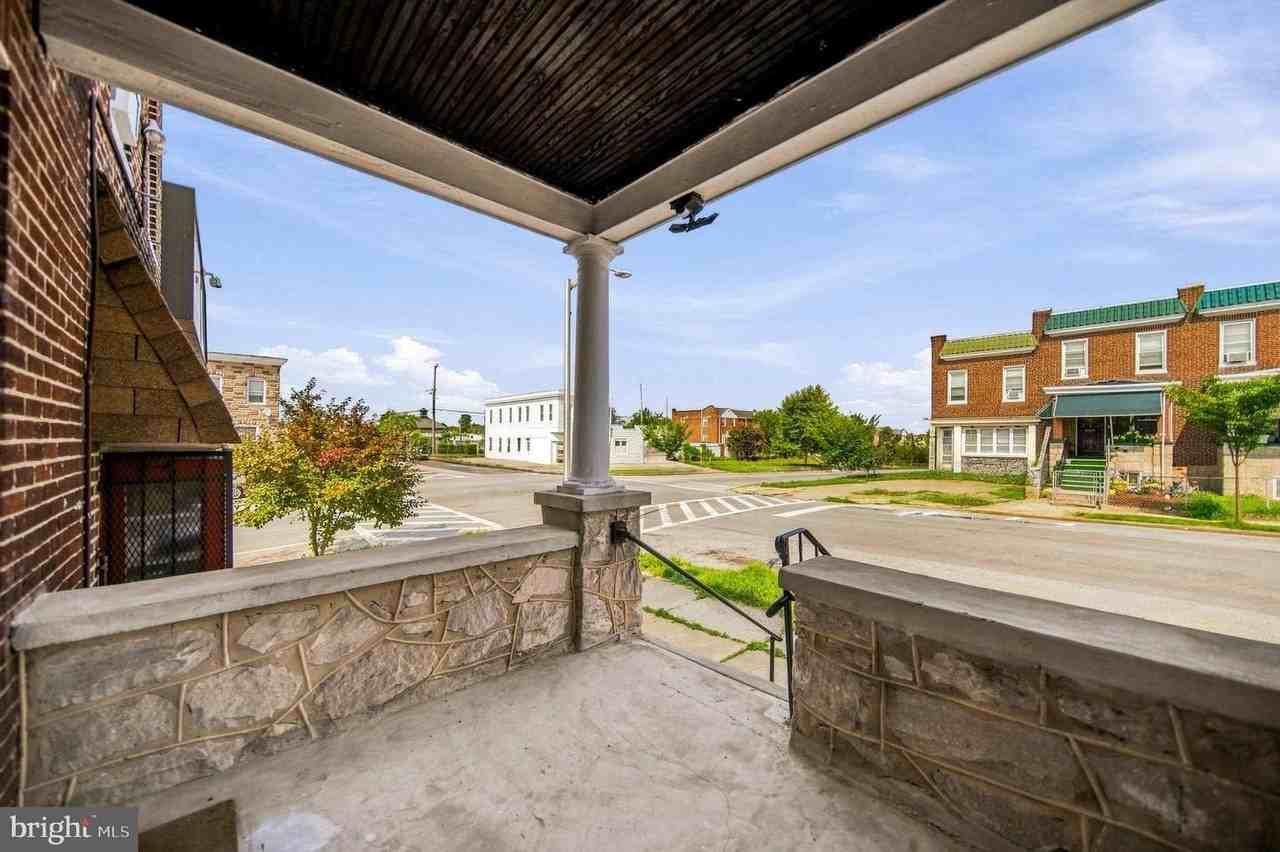 1516 N Luzerne Ave - Photo 4 of 31