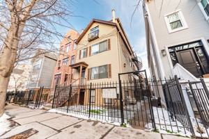 featured image of 2643 N Southport Ave #E