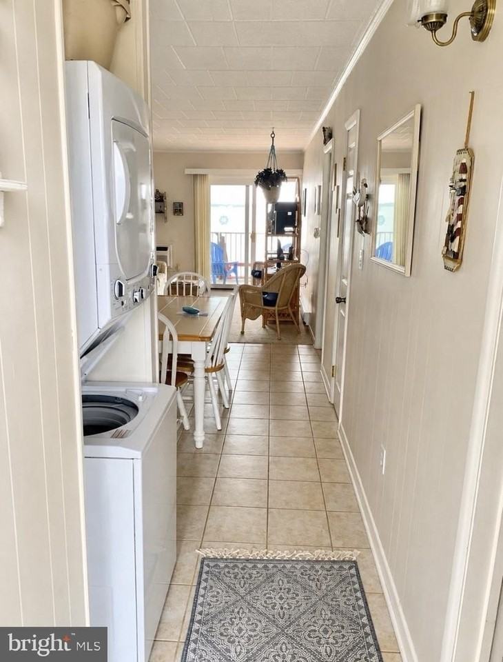 745 Mooring Rd - Photo 5 of 17