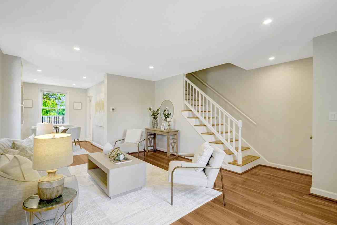 4606 36th St S - Photo 3 of 45