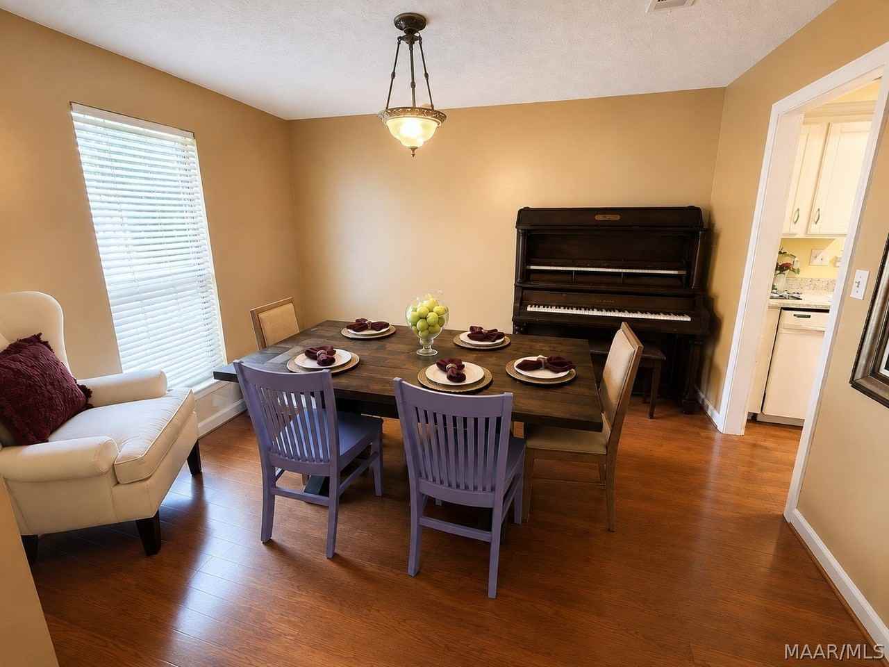 2940 Willow Lane Dr - Photo 3 of 17