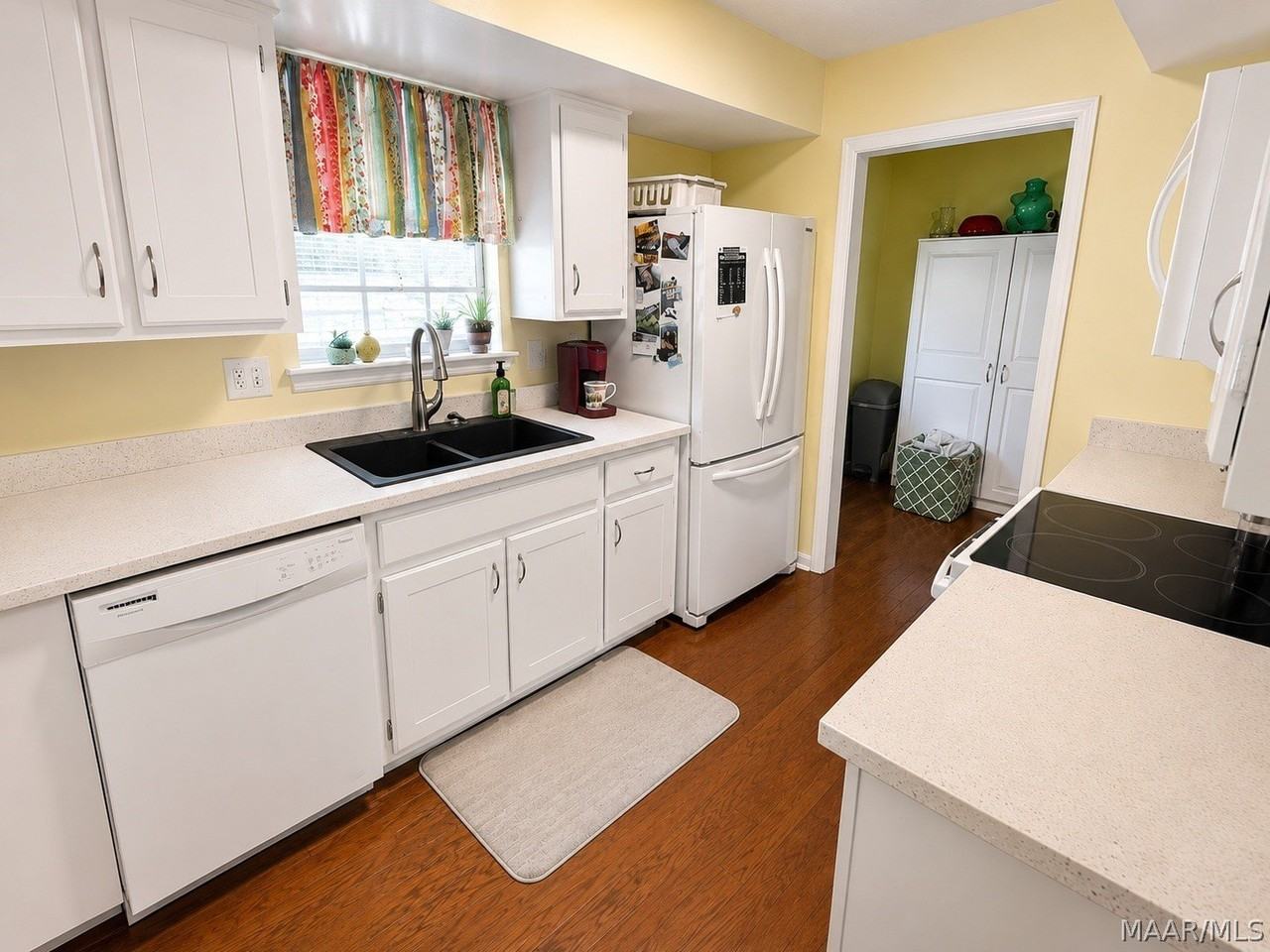 2940 Willow Lane Dr - Photo 4 of 17