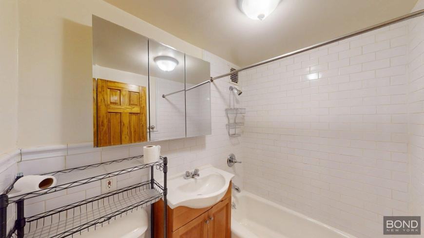 308 W 73rd St - Photo 5 of 6