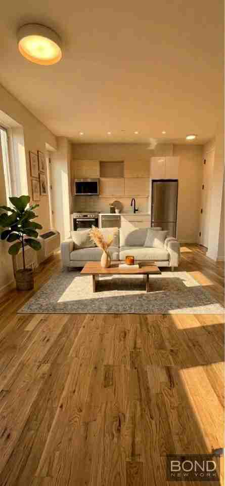 90 Avenue C - Photo 5 of 10