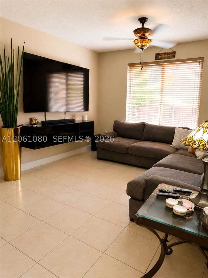 8688 Sw 158th Pl - Photo 3 of 18