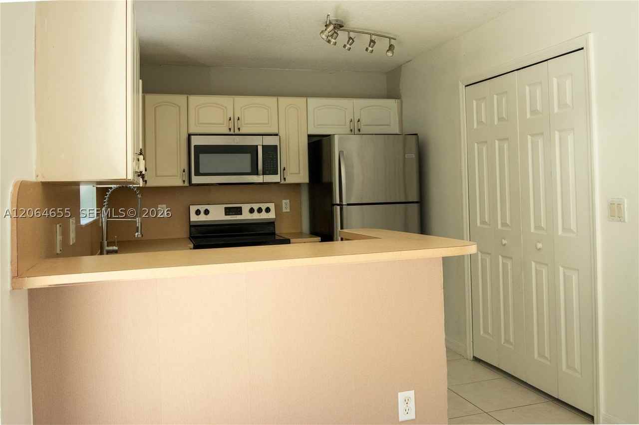1240 Se 31st Ct #106-32 - Photo 2 of 8