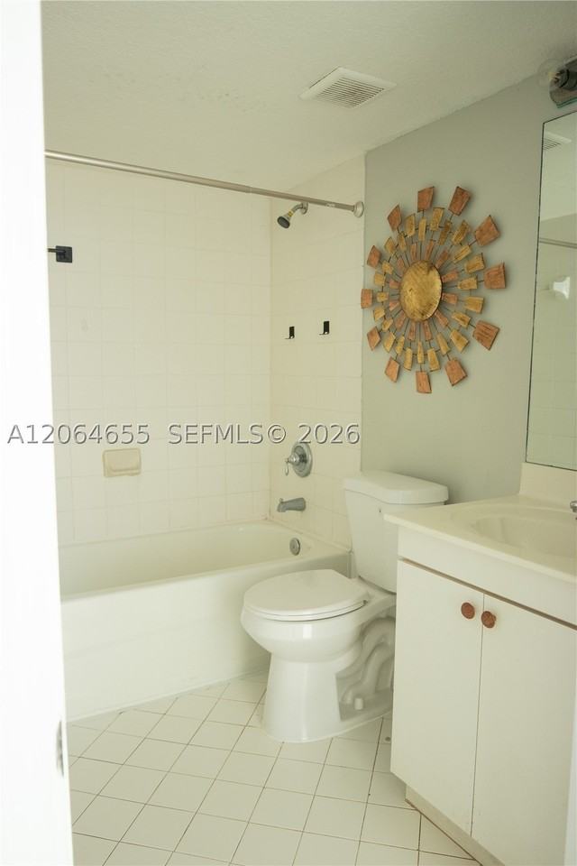 1240 Se 31st Ct #106-32 - Photo 4 of 8