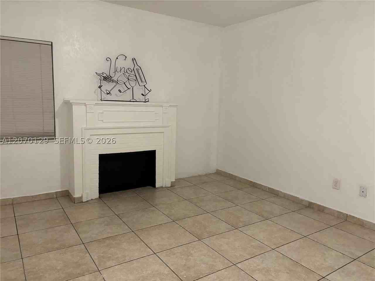 2059 Sw 7th St #0 - Photo 2 of 9