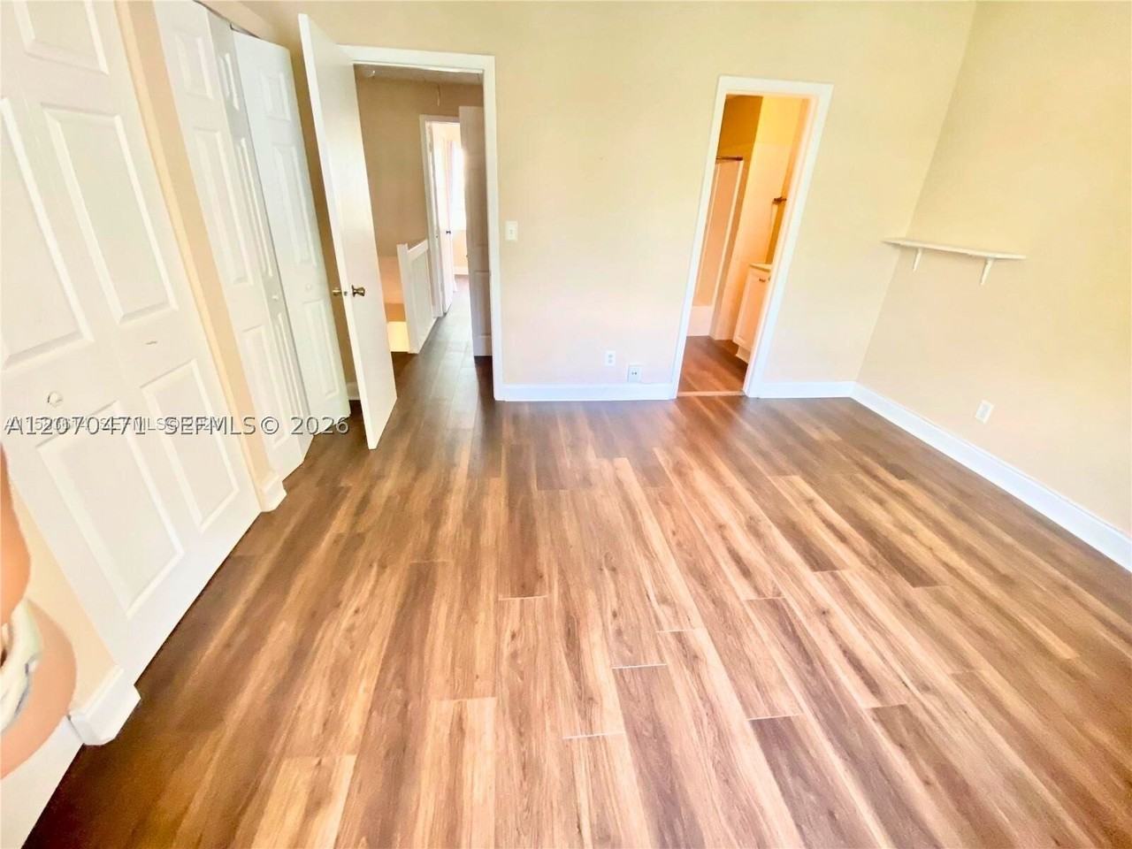 2864 Cambridge Ln - Photo 7 of 14