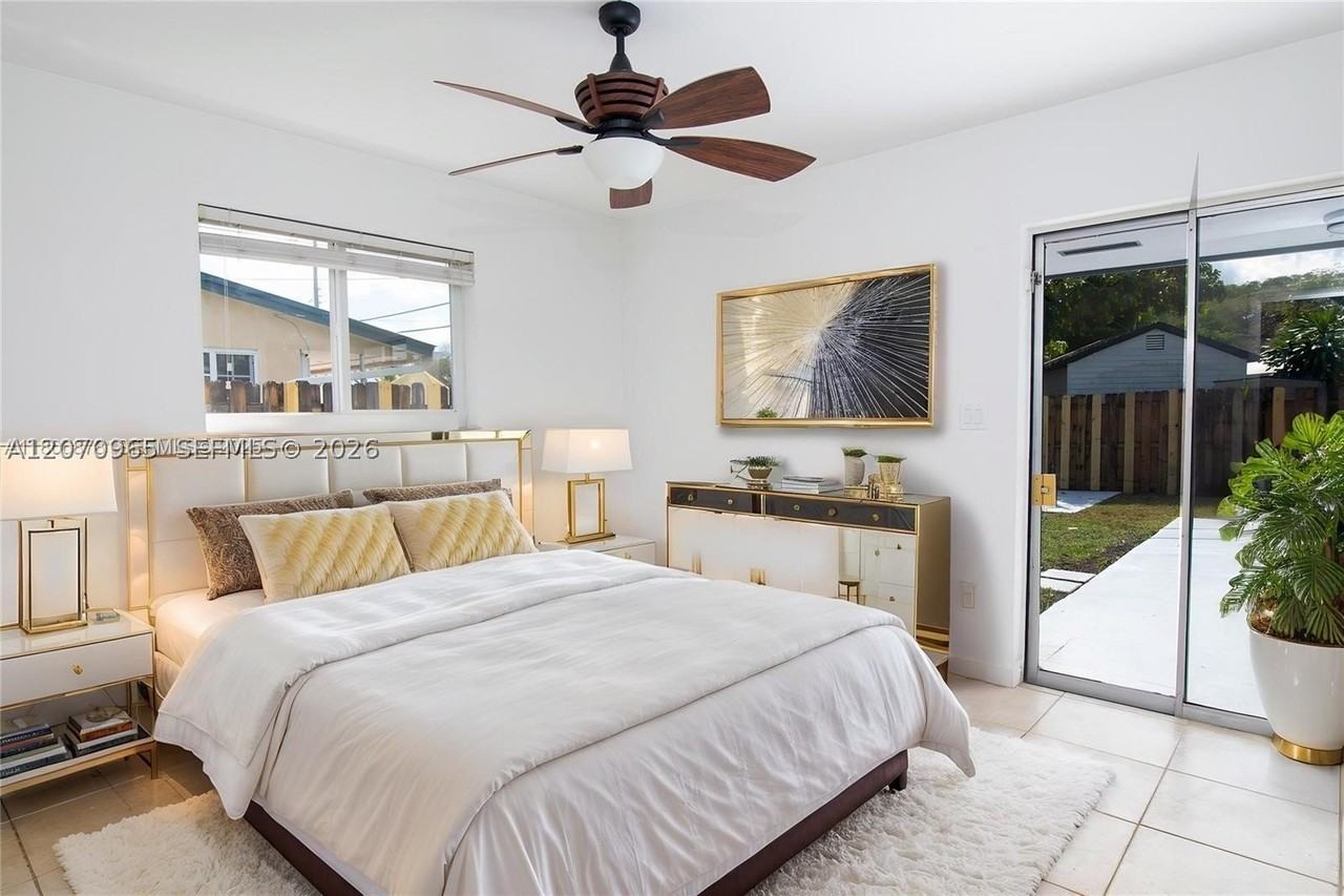 9310 Sw 57th Ter - Photo 7 of 11