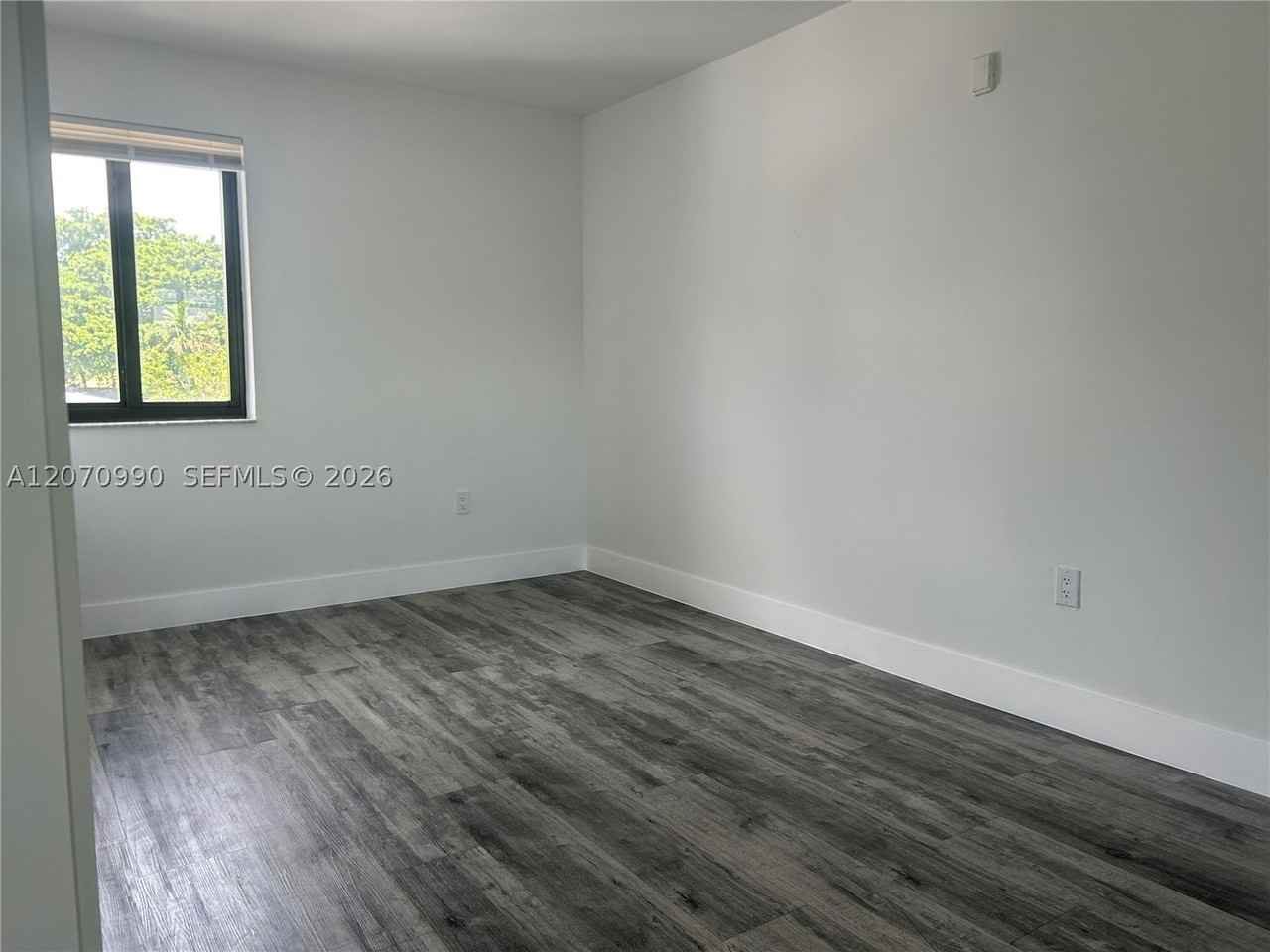 3417 Nw 22nd Ave #12 - Photo 6 of 15