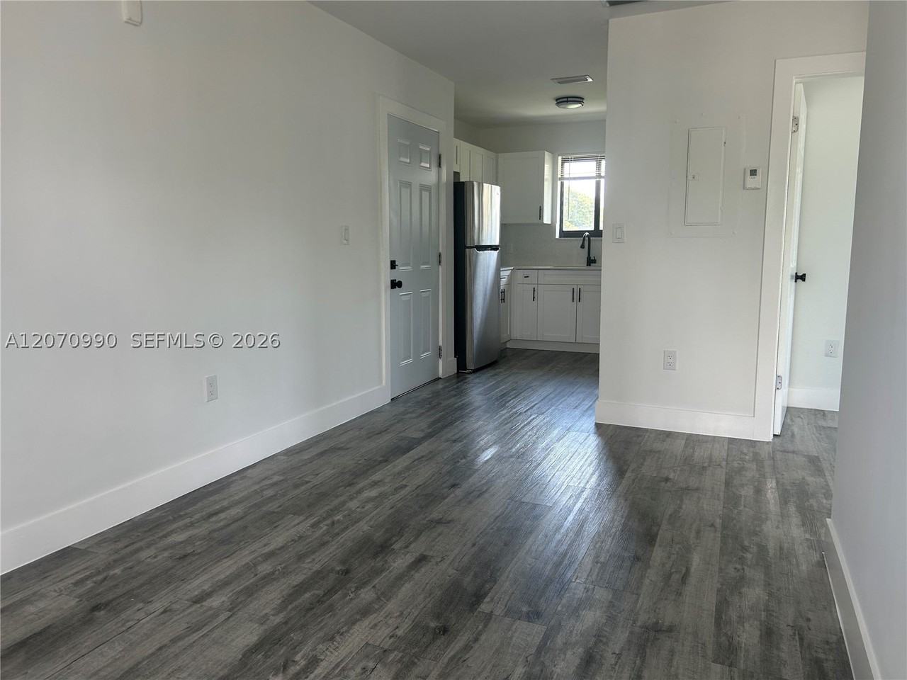 3417 Nw 22nd Ave #12 - Photo 7 of 15