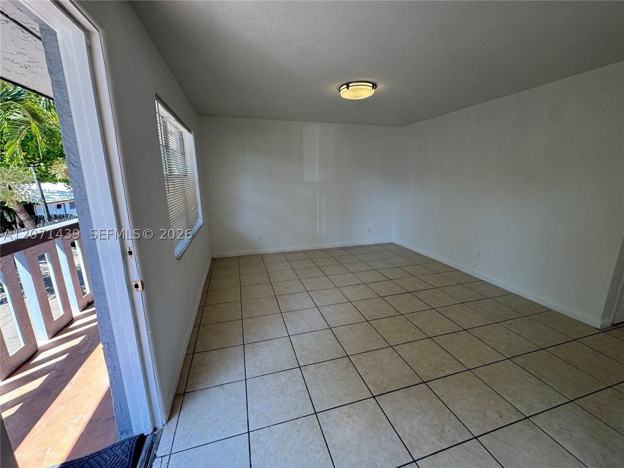 4732 Sw 33rd Ave #206 - Photo 2 of 9