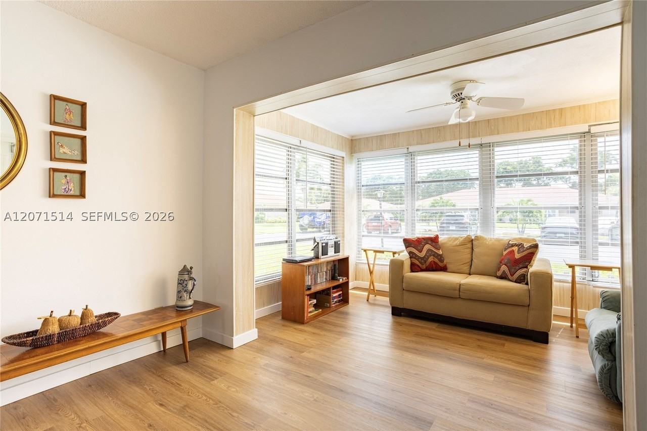 4675 Nw 3rd Ct #B - Photo 5 of 30