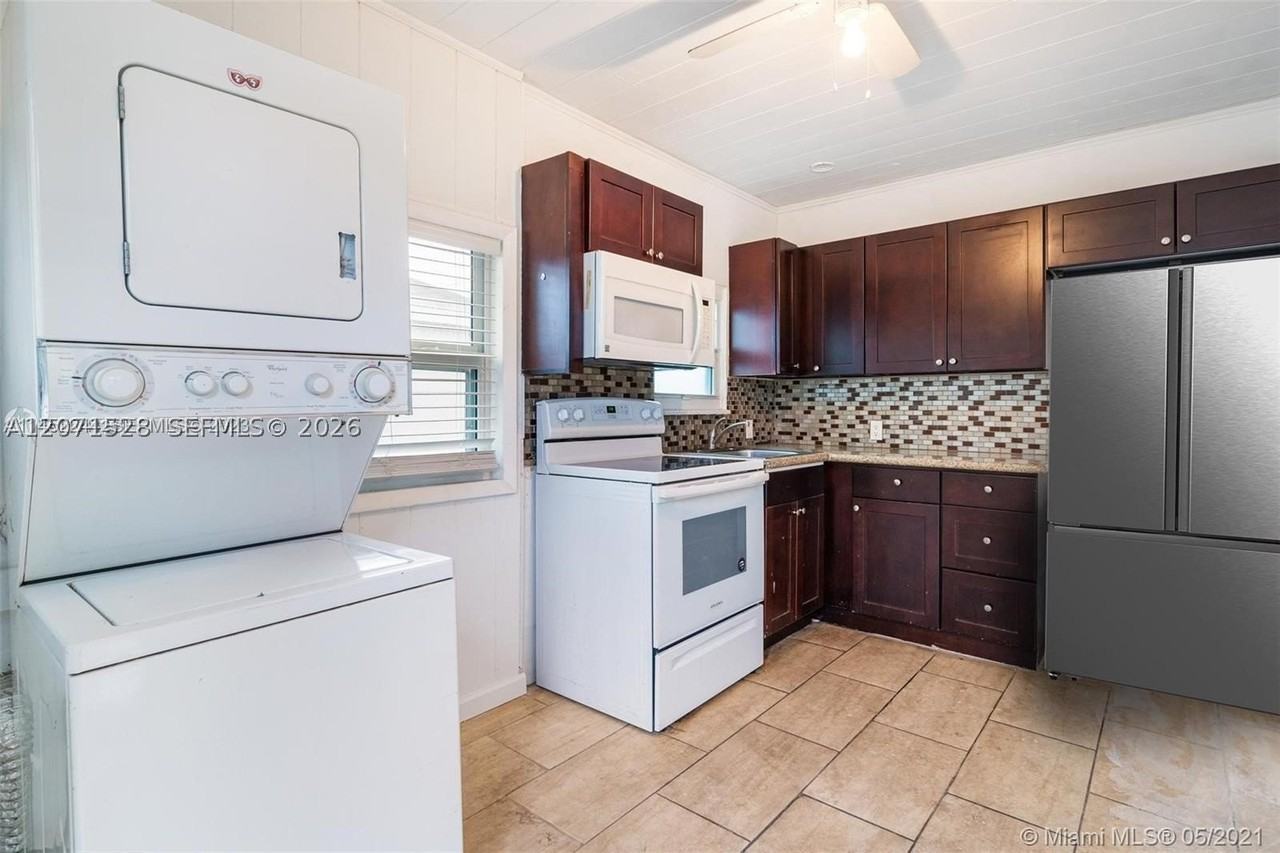 440 Nw 93rd St #440 - Photo 5 of 12