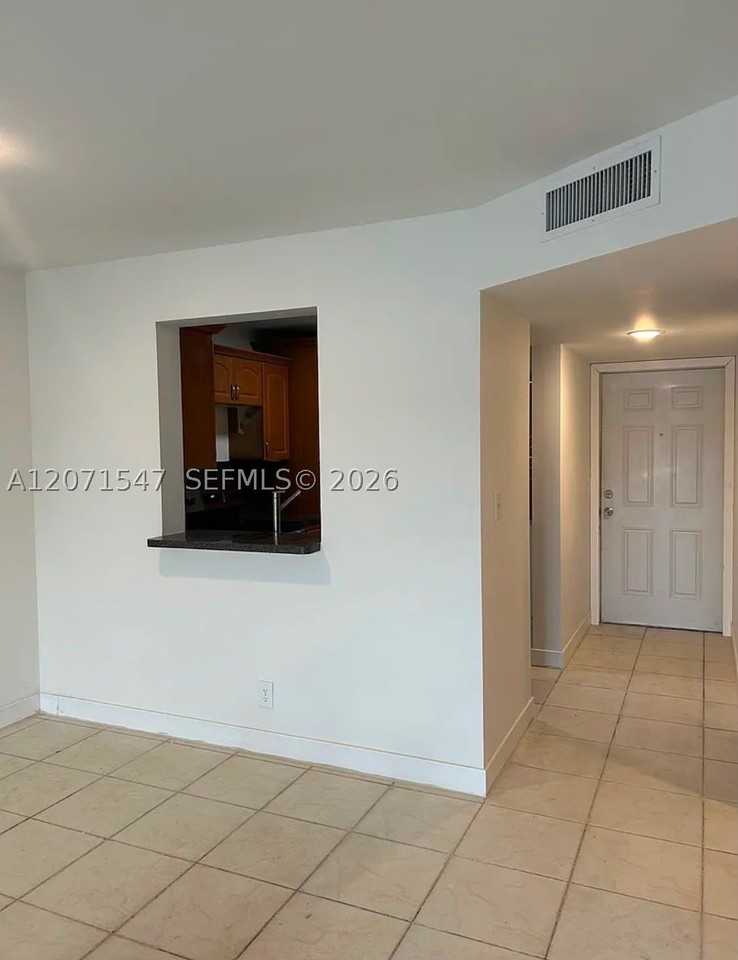 8720 N Sherman Cir #307 - Photo 7 of 15