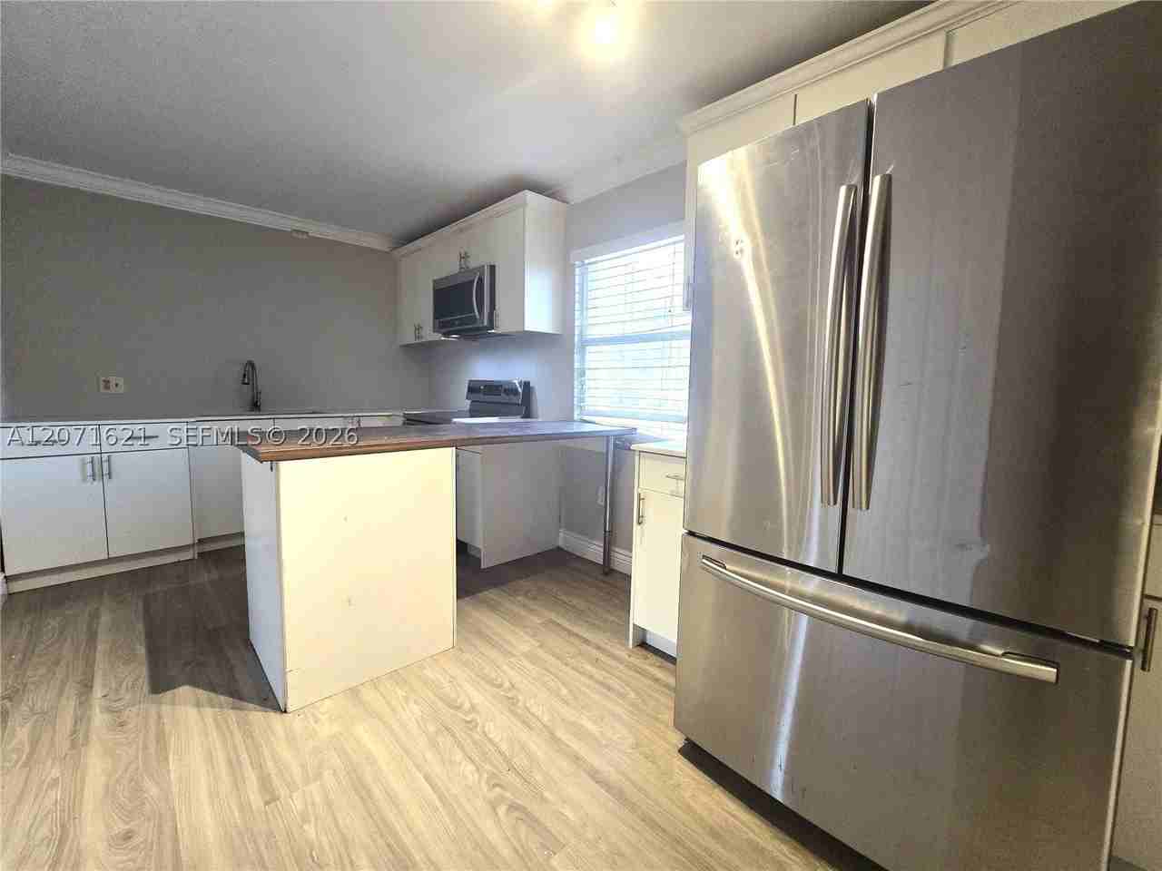 914 Sw 8th Ave #57 - Photo 2 of 16