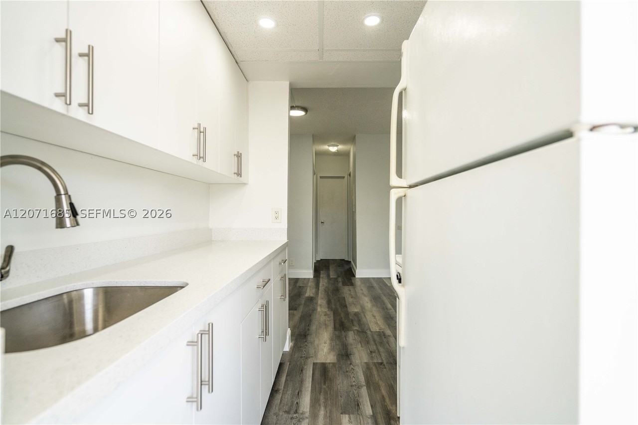 6650 Miller Dr #19 - Photo 7 of 16