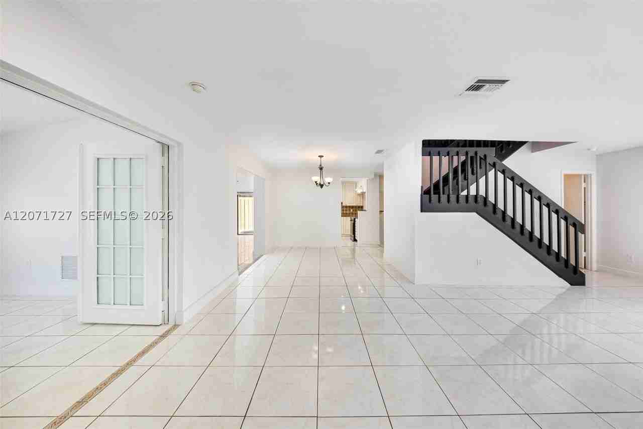 15157 Sw 95th St #15157 - Photo 4 of 50