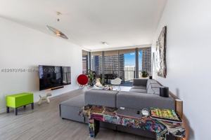 featured image of 1000 Brickell Plz #3512