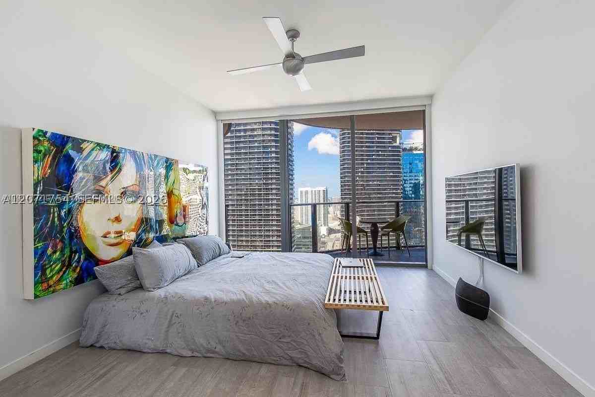 1000 Brickell Plz #3512 - Photo 3 of 23