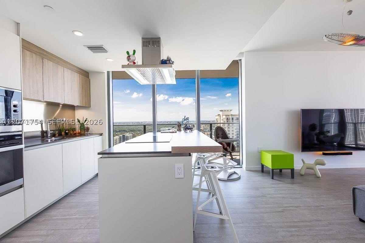 1000 Brickell Plz #3512 - Photo 7 of 23