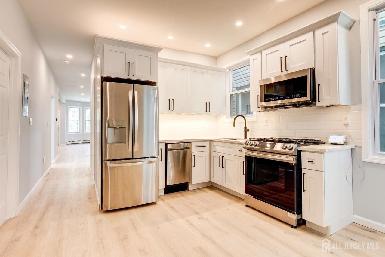 34 Millington Ave #1 - Photo 3 of 16