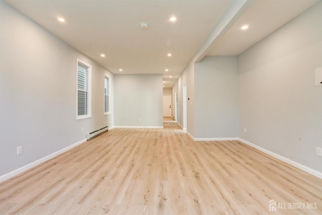 34 Millington Ave #1 - Photo 7 of 16