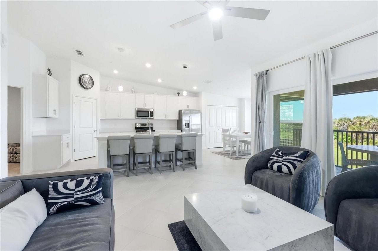 12580 Galapagos Ct #204 - Photo 5 of 50