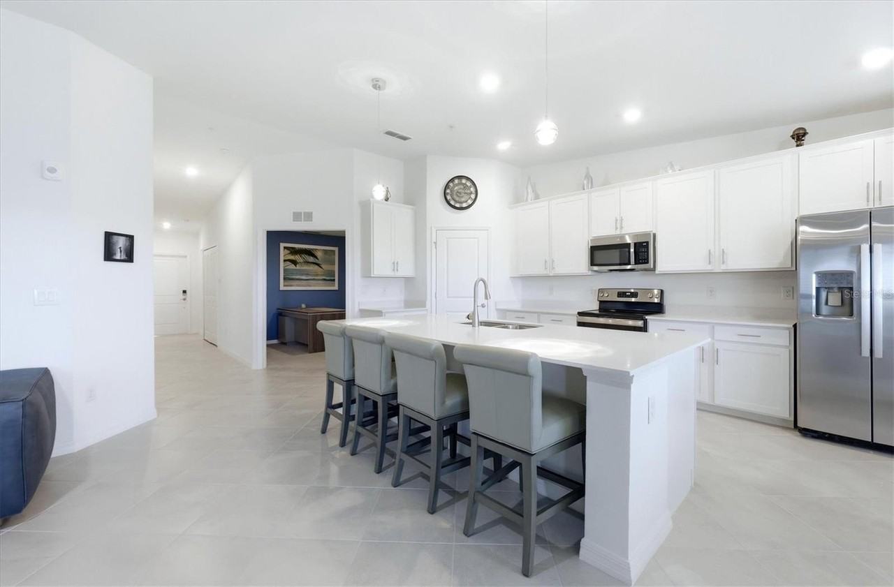 12580 Galapagos Ct #204 - Photo 7 of 50