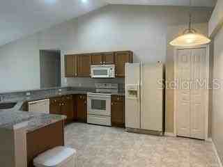 6 Primrose Ln - Photo 2 of 14