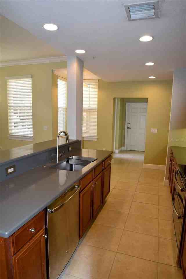 1420 Lake Baldwin Ln #B - Photo 6 of 23