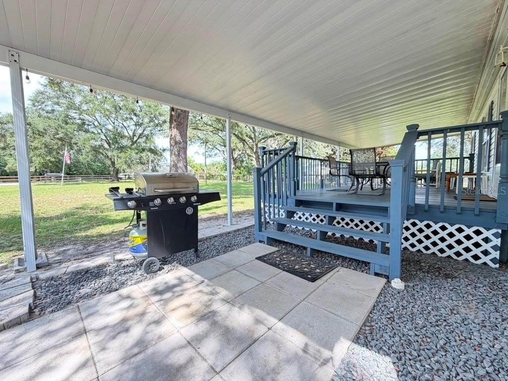 7320 Sw 22nd St - Photo 4 of 19