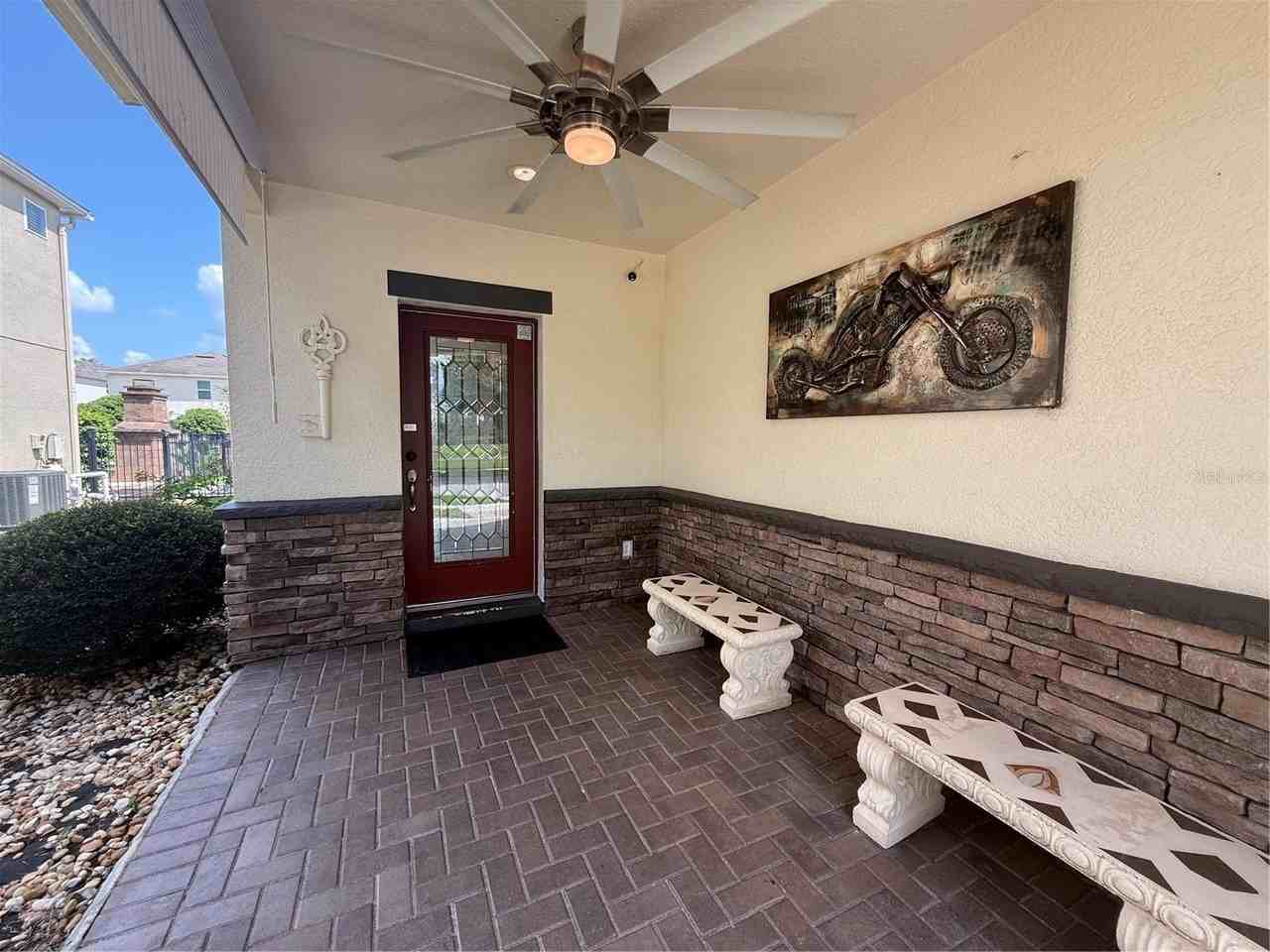 2706 Monticello Way - Photo 5 of 47
