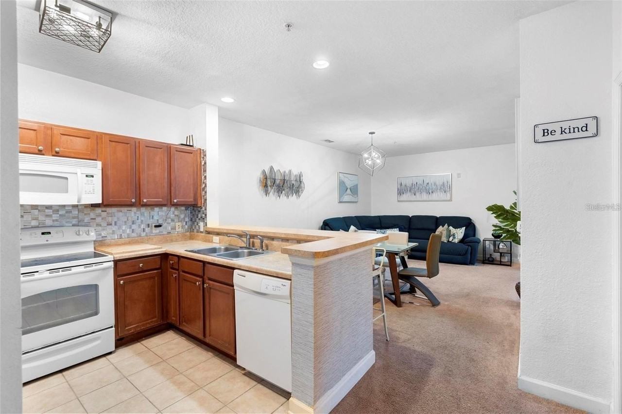 3174 Feltrim Pl #203 - Photo 5 of 25