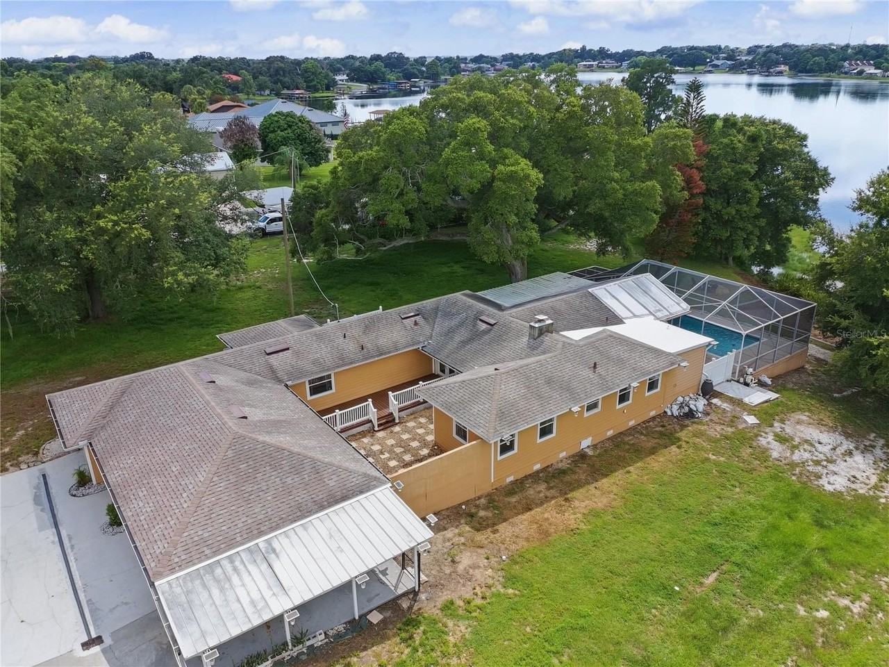 125 Lake Roy Dr - Photo 6 of 39