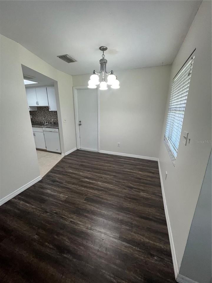 6910 S Trask St - Photo 4 of 22