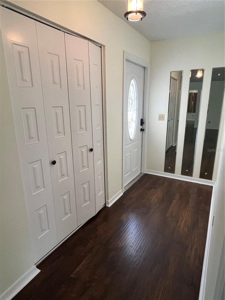 1818 Fort Duquesna Dr - Photo 4 of 37